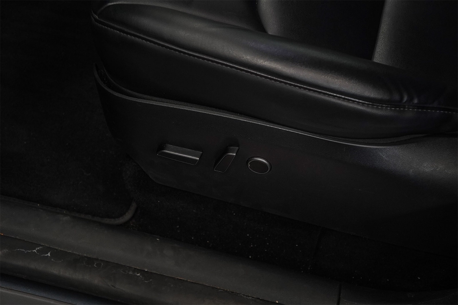 Thumbnail: 2023 Tesla Model Y - 23