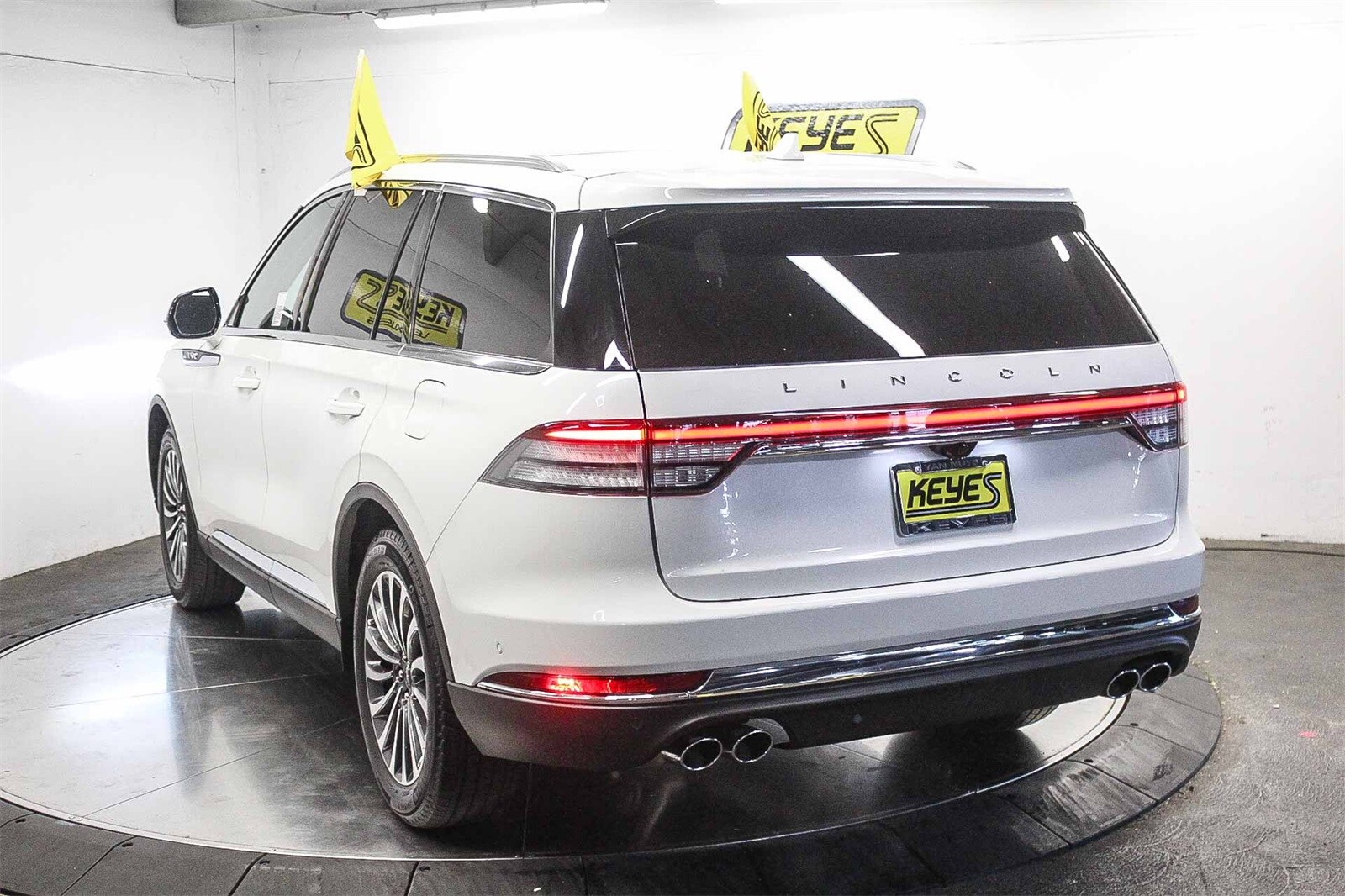 2023 Lincoln Aviator Reserve photo 4