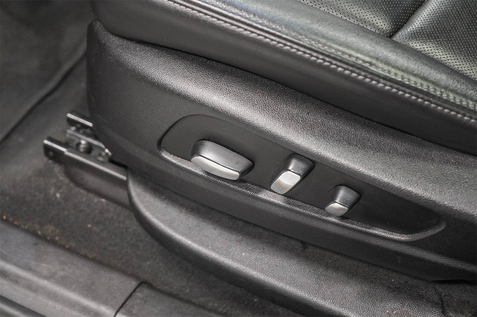 Thumbnail: 2020 Cadillac XT6 - 23