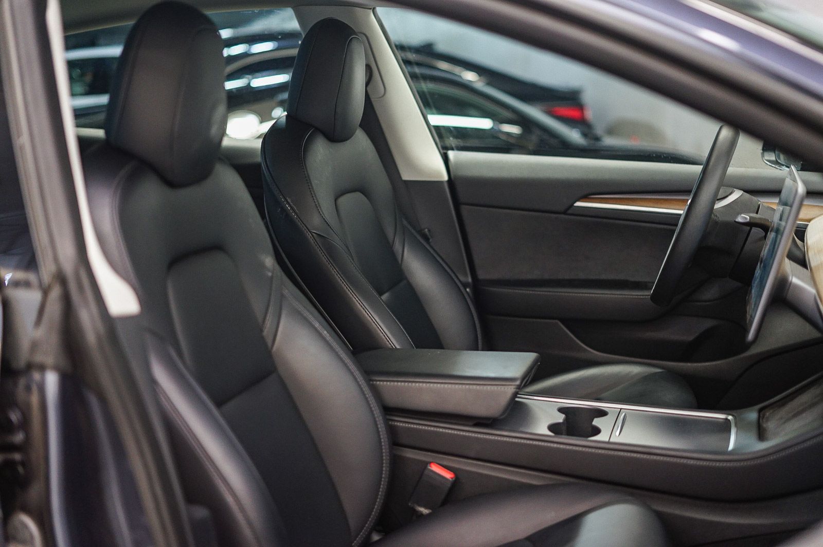 Thumbnail: 2021 Tesla Model 3 - 17