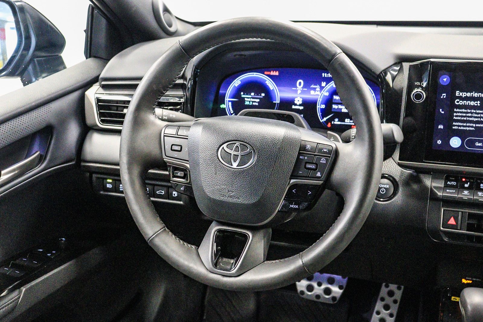 Thumbnail: 2025 Toyota Camry - 17