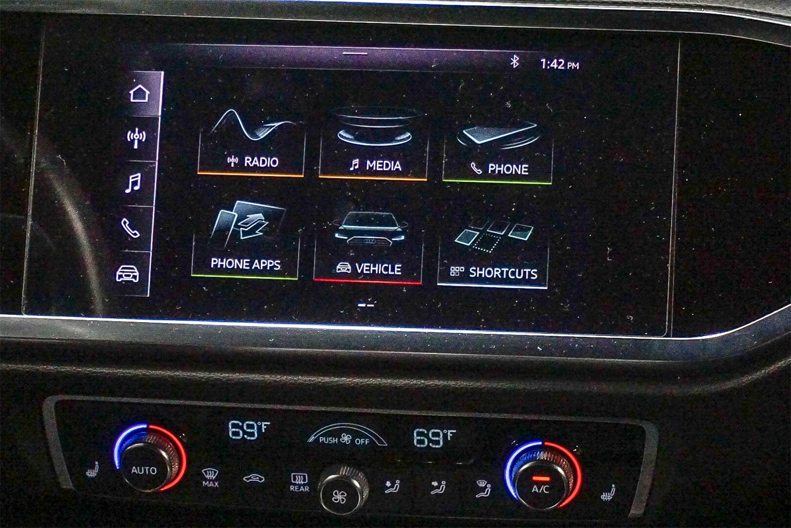 Thumbnail: 2020 Audi Q3 - 16