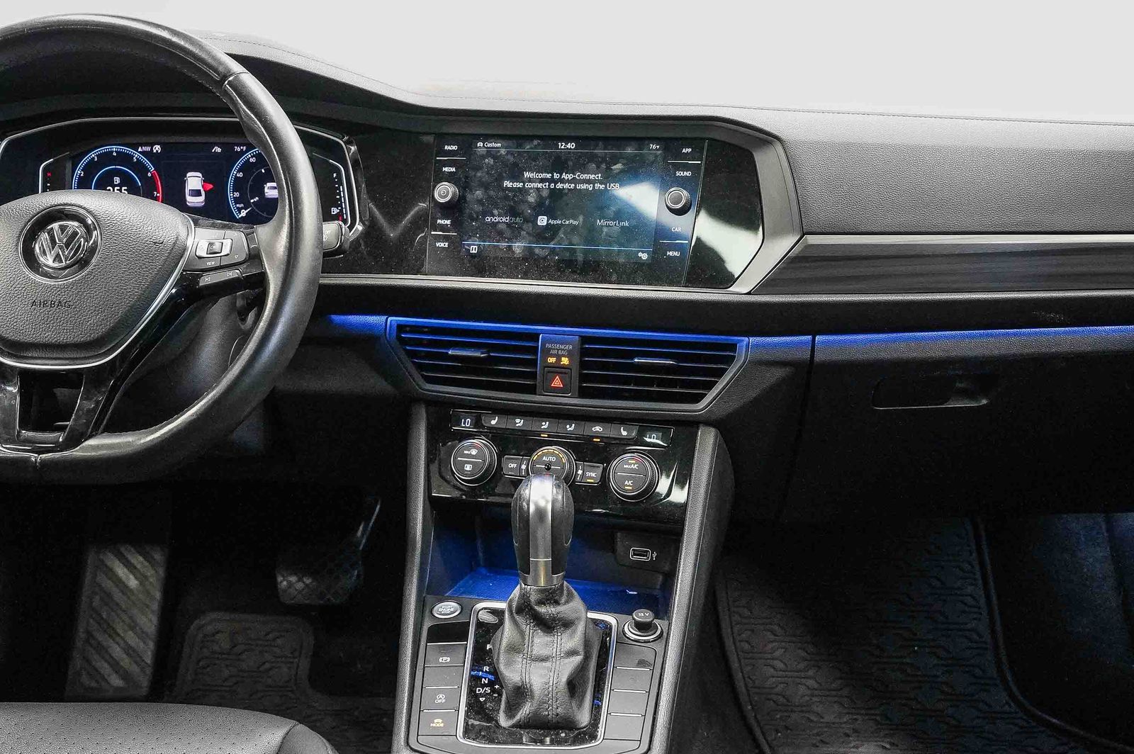 Thumbnail: 2019 Volkswagen Jetta - 12