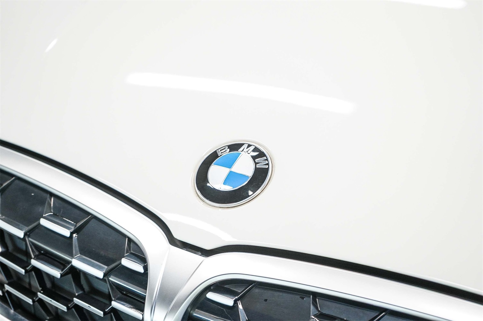 Thumbnail: 2023 BMW 3 Series - 8