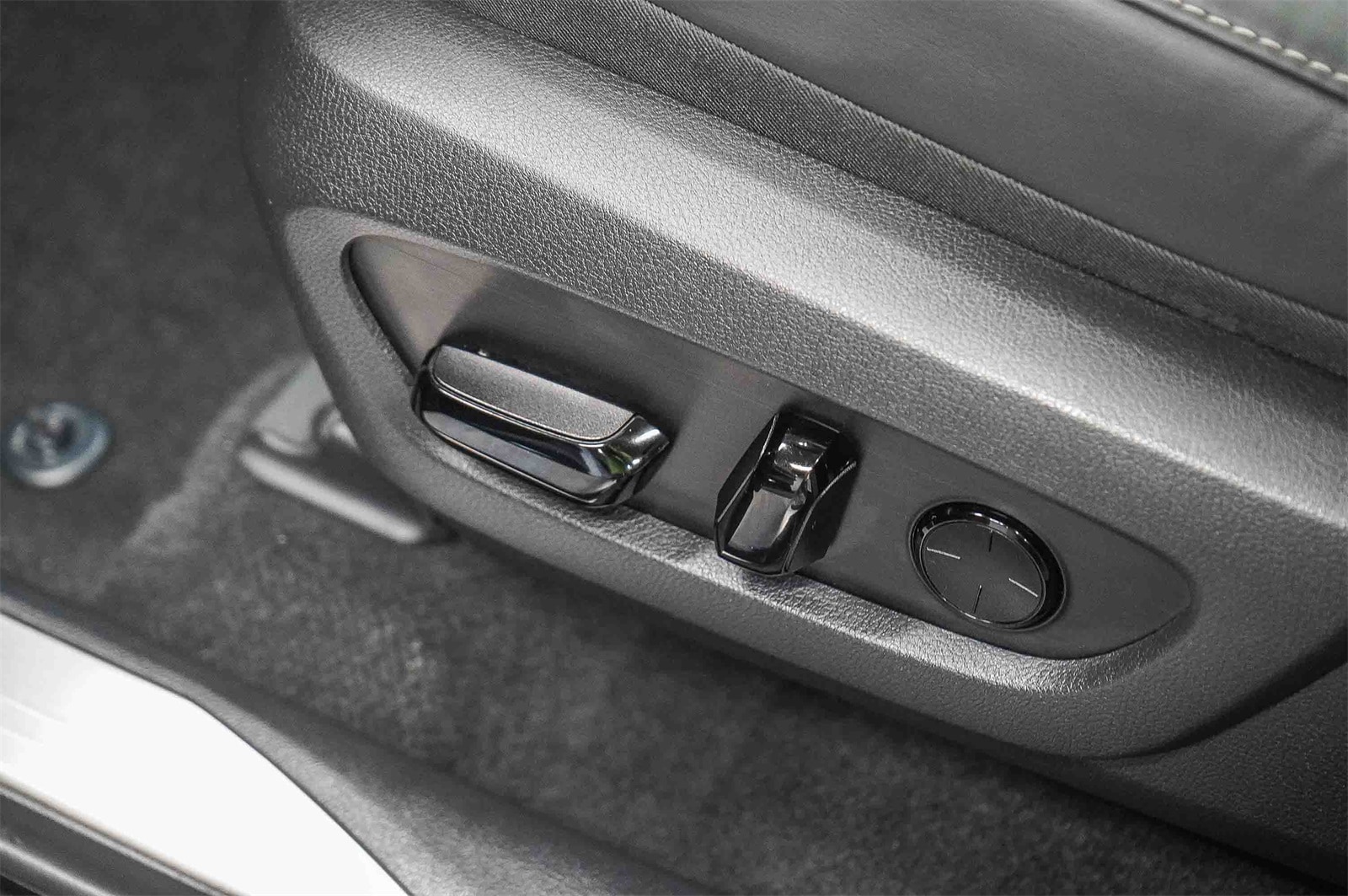 Thumbnail: 2024 Lexus NX - 23