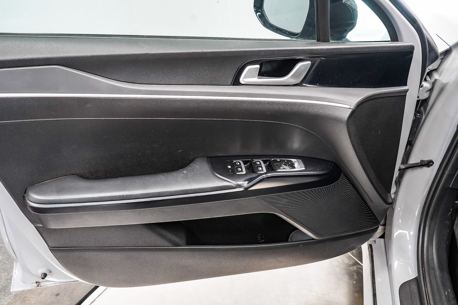 Thumbnail: 2021 Kia K5 - 22