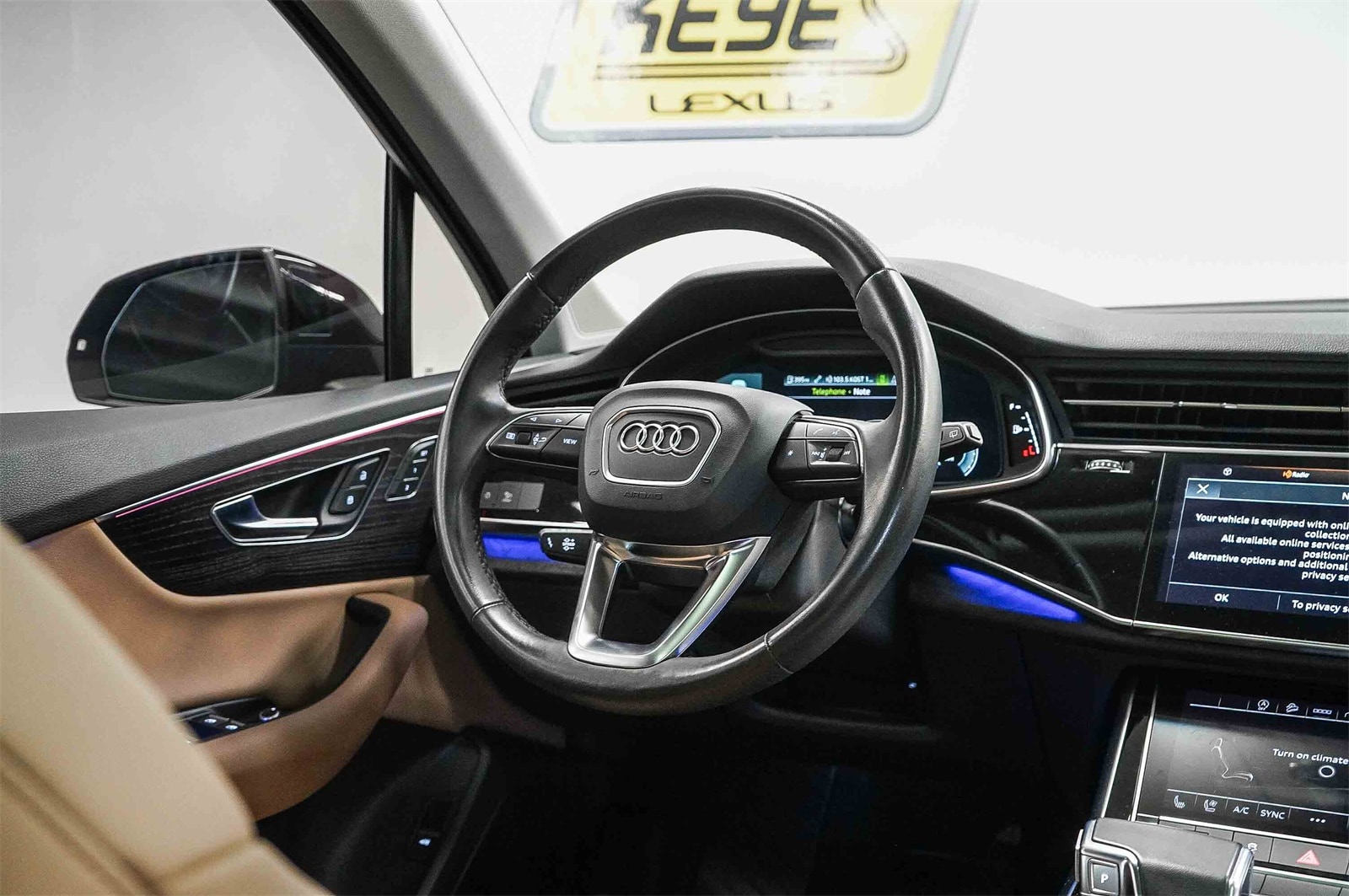Thumbnail: 2022 Audi Q7 - 15