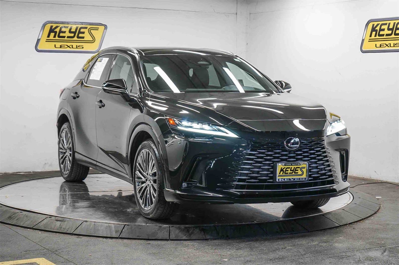 Thumbnail: 2024 Lexus RX - 5