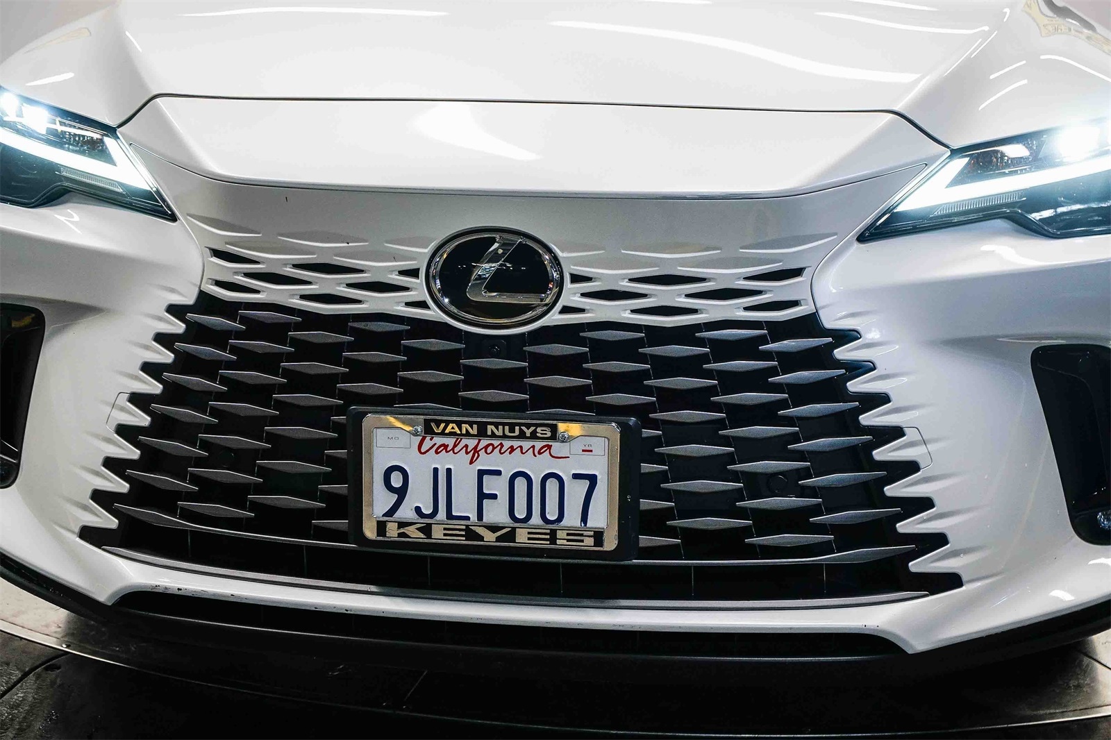 Thumbnail: 2024 Lexus RX - 8