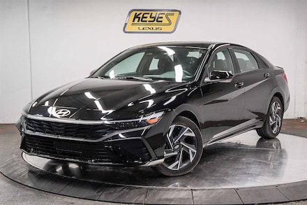 2025 Hyundai Elantra SEL Sport Sedan
