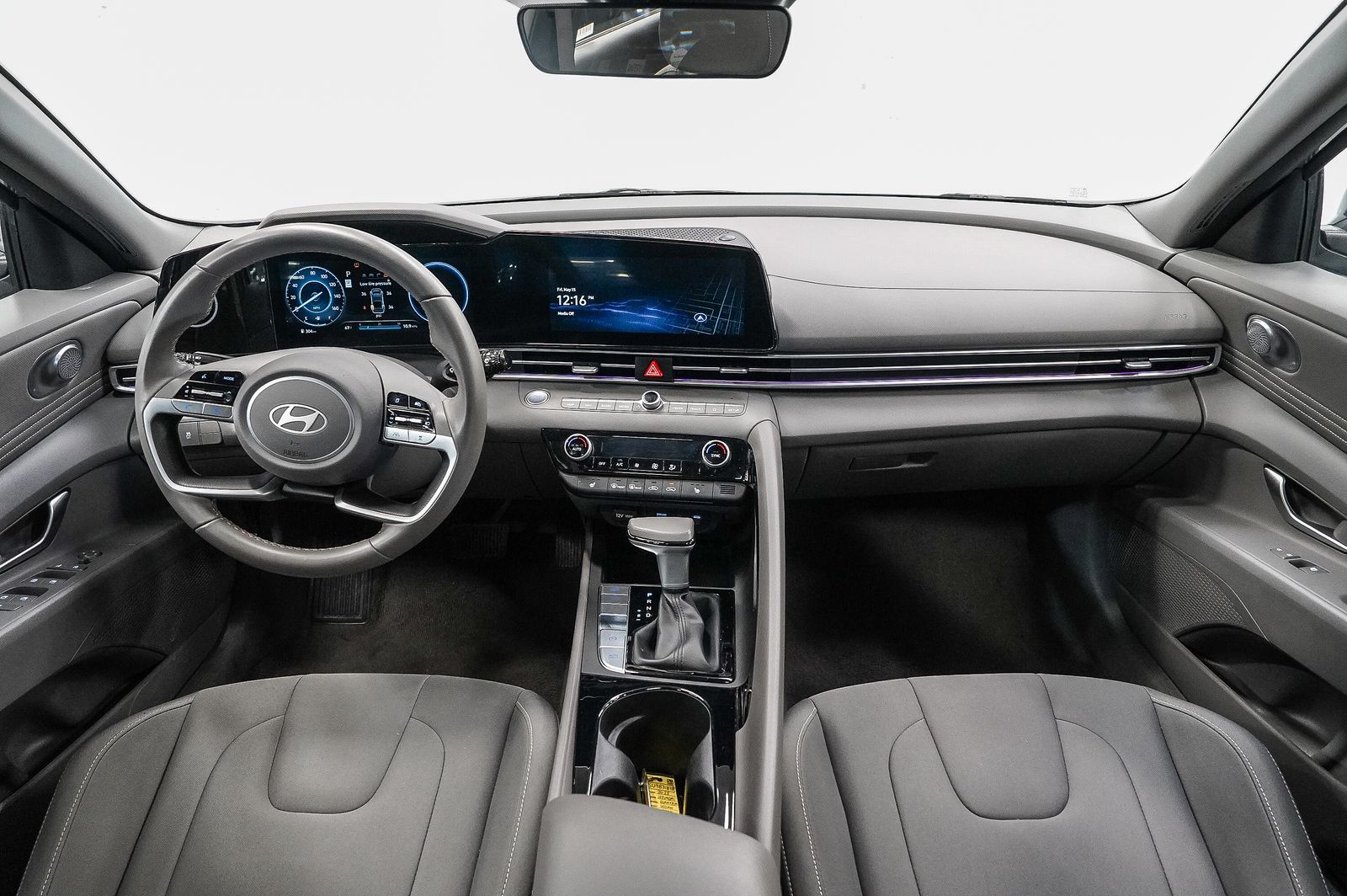 Thumbnail: 2025 Hyundai Elantra - 12