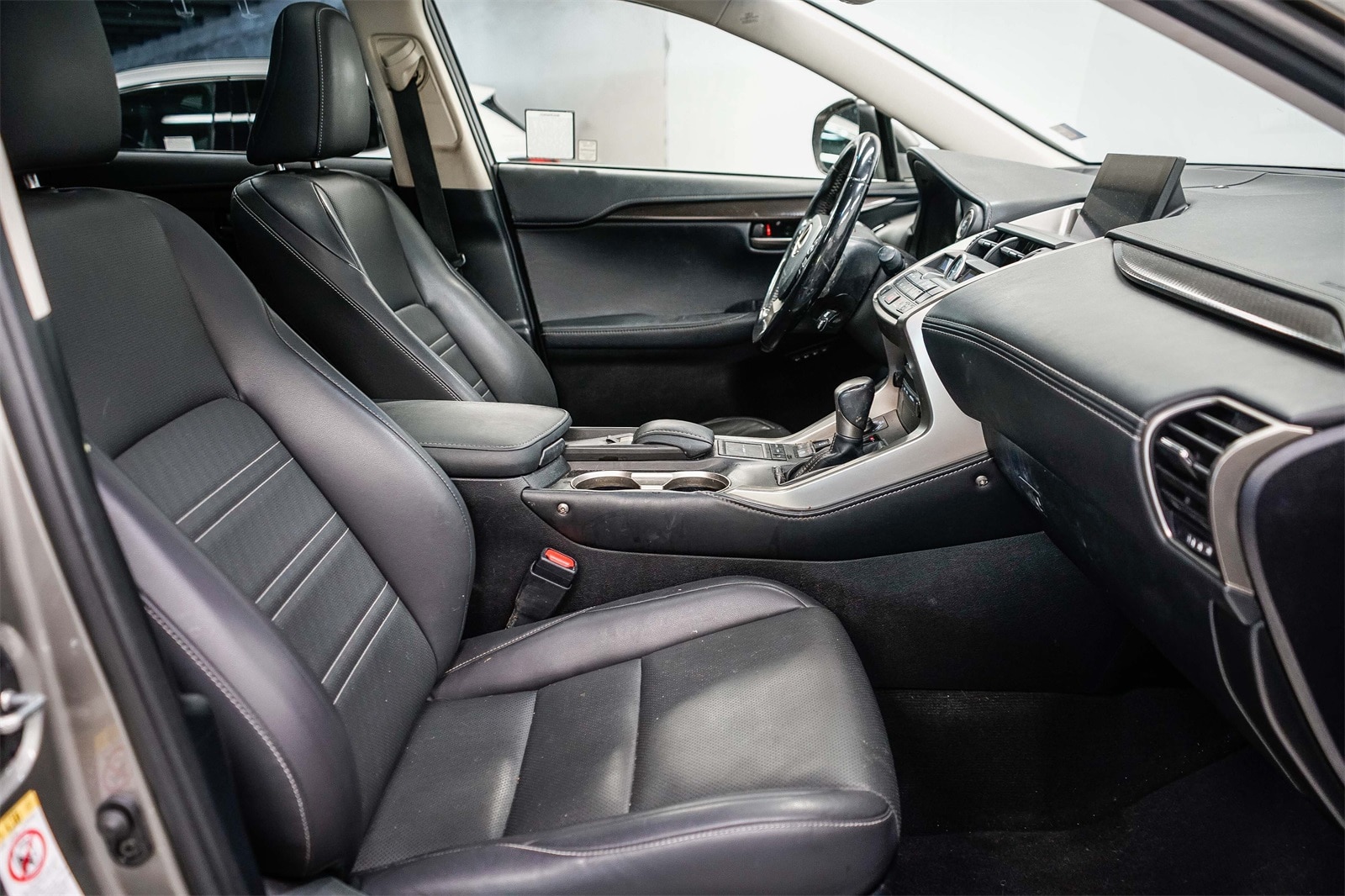 Thumbnail: 2016 Lexus NX - 16
