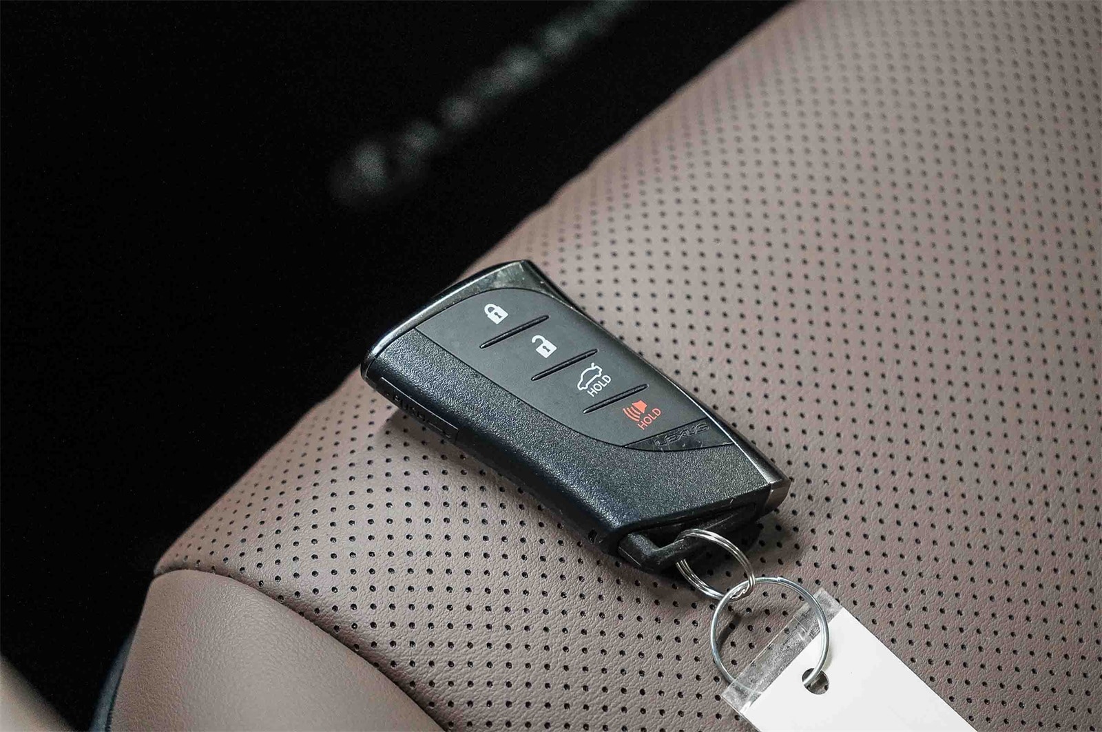 Thumbnail: 2025 Lexus ES - 26