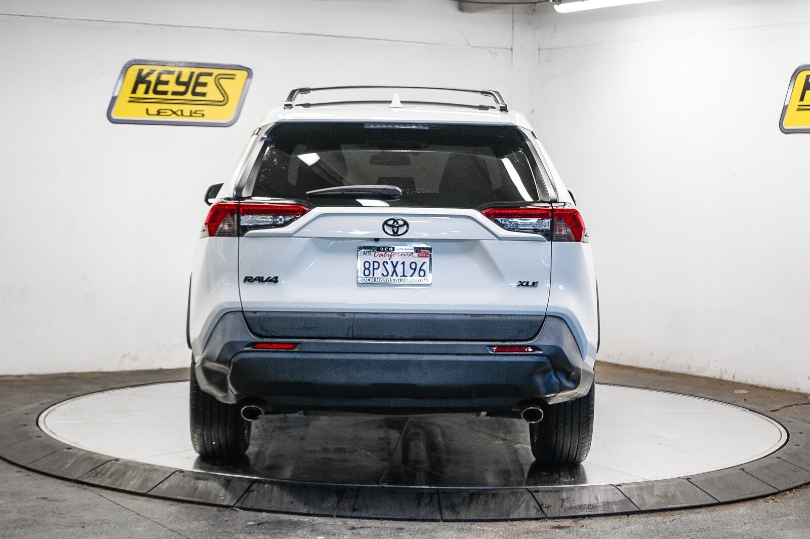 Thumbnail: 2020 Toyota RAV4 - 3