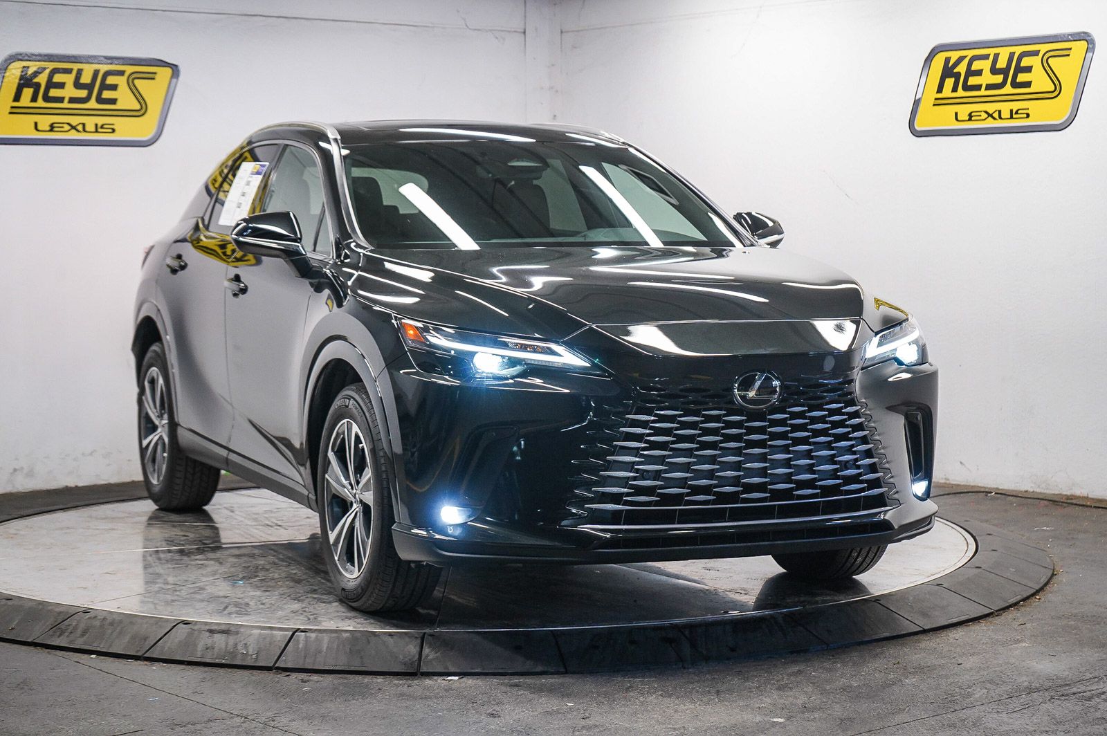 Thumbnail: 2025 Lexus RX - 5