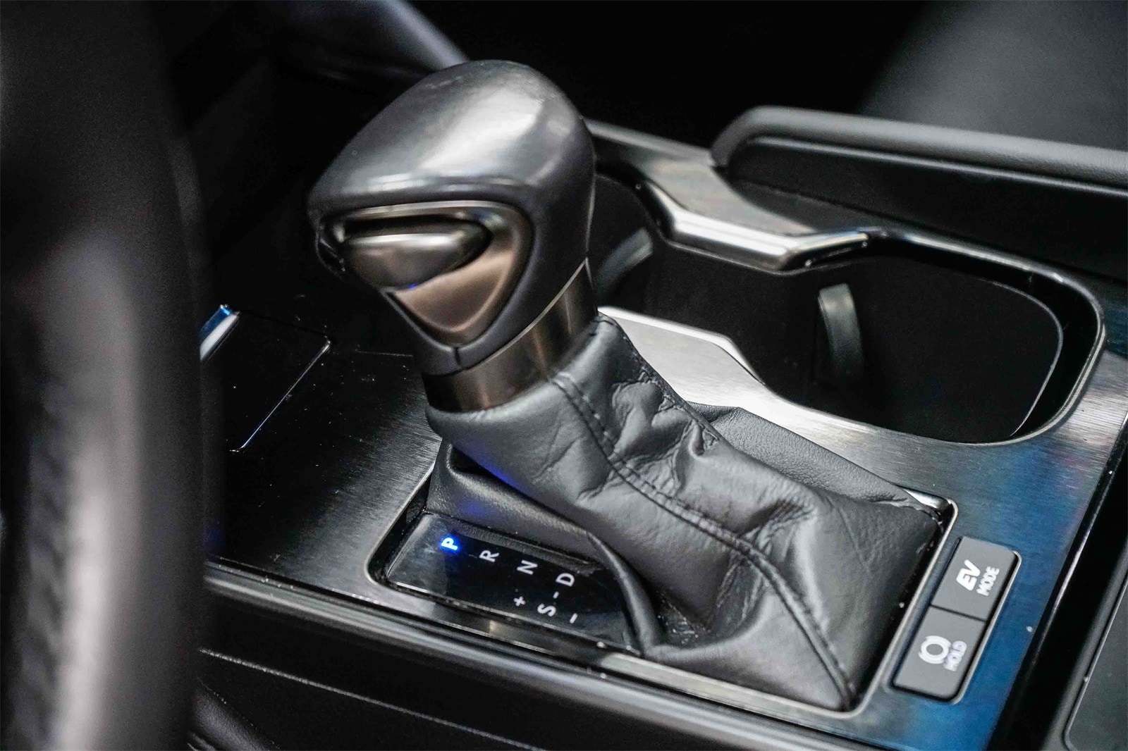 Thumbnail: 2023 Lexus ES - 20