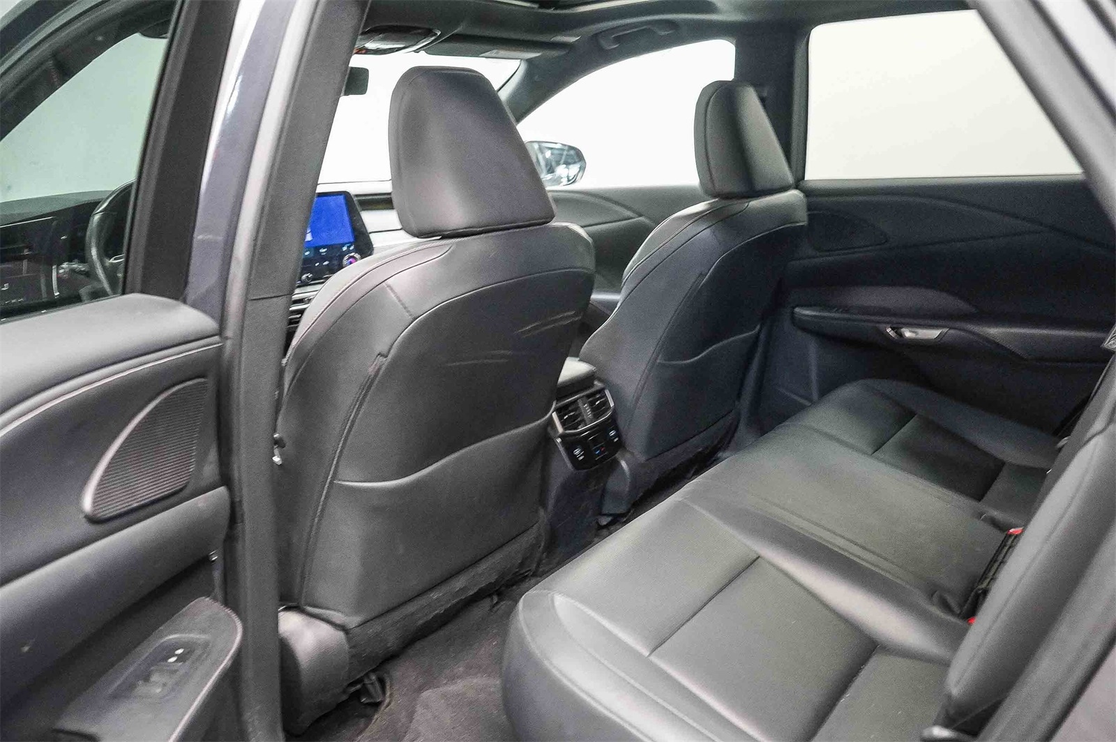 Thumbnail: 2023 Lexus RX - 19