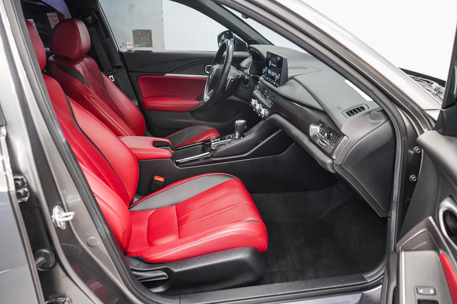 Thumbnail: 2024 Acura Integra - 17