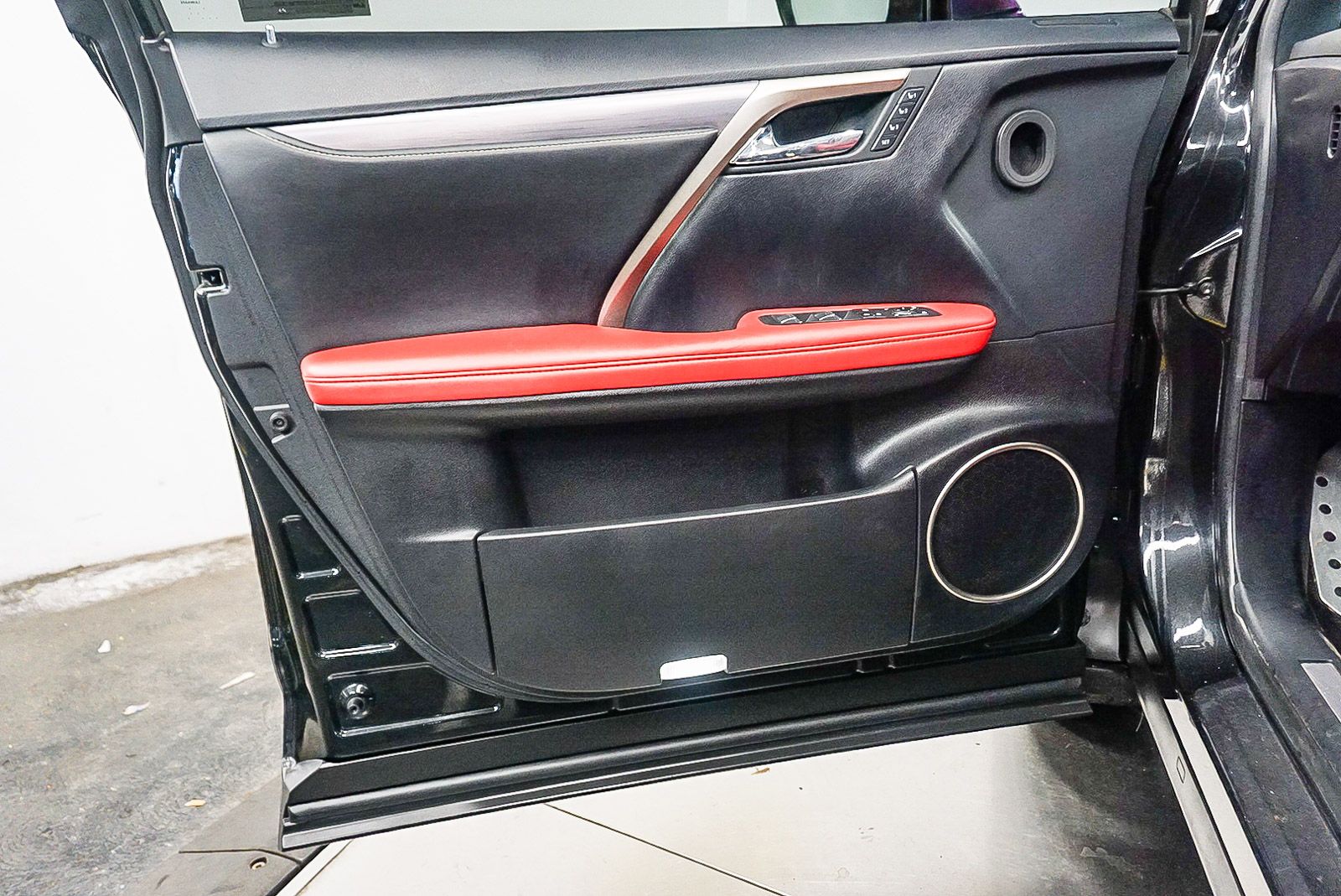 Thumbnail: 2021 Lexus RX - 23