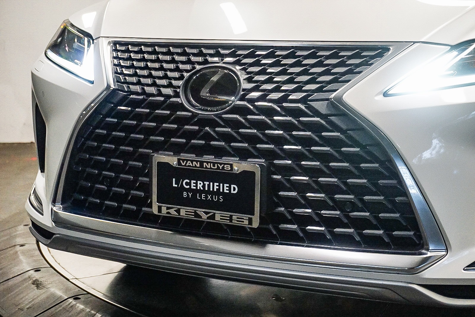 Thumbnail: 2022 Lexus RX - 8