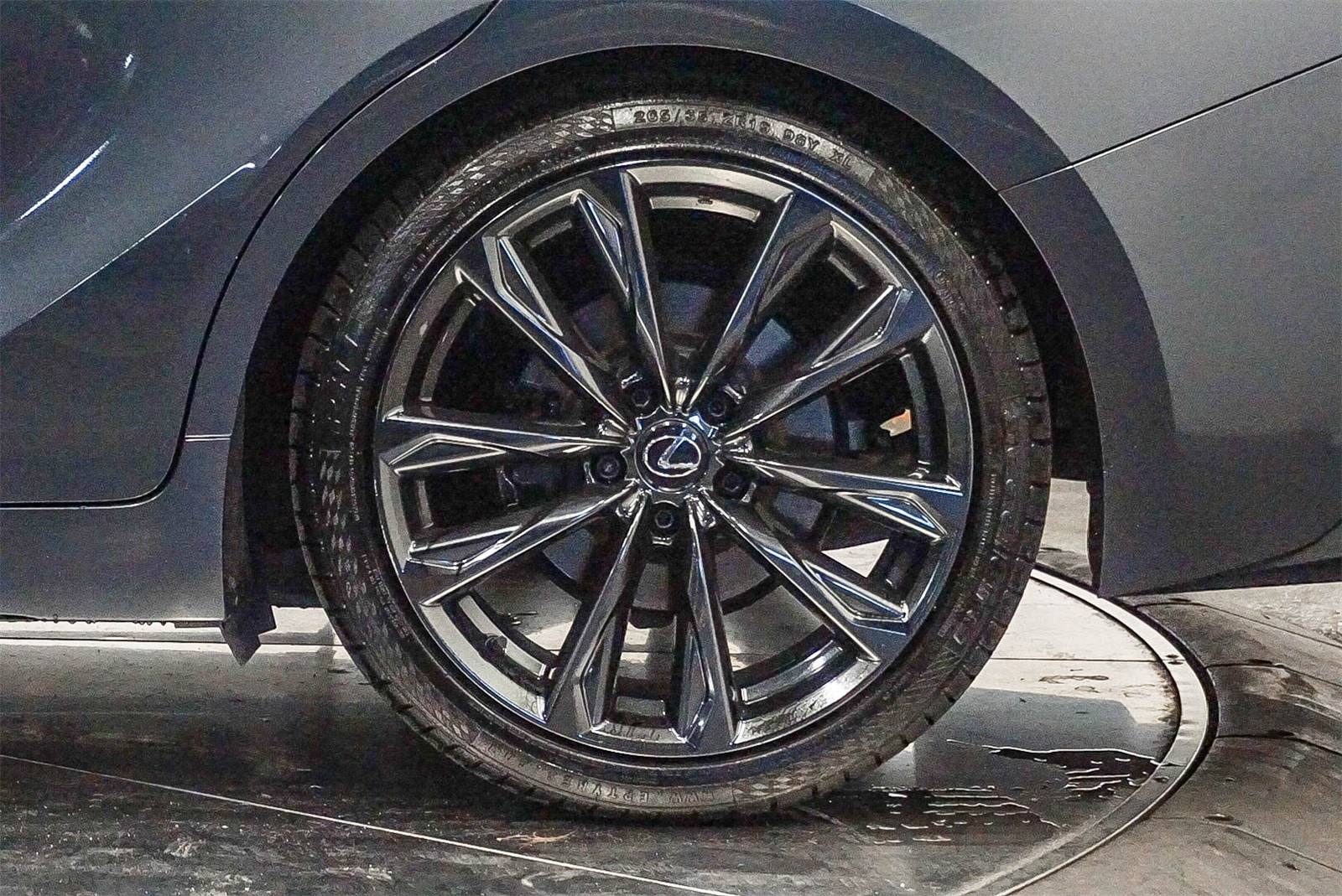 Thumbnail: 2023 Lexus IS - 10