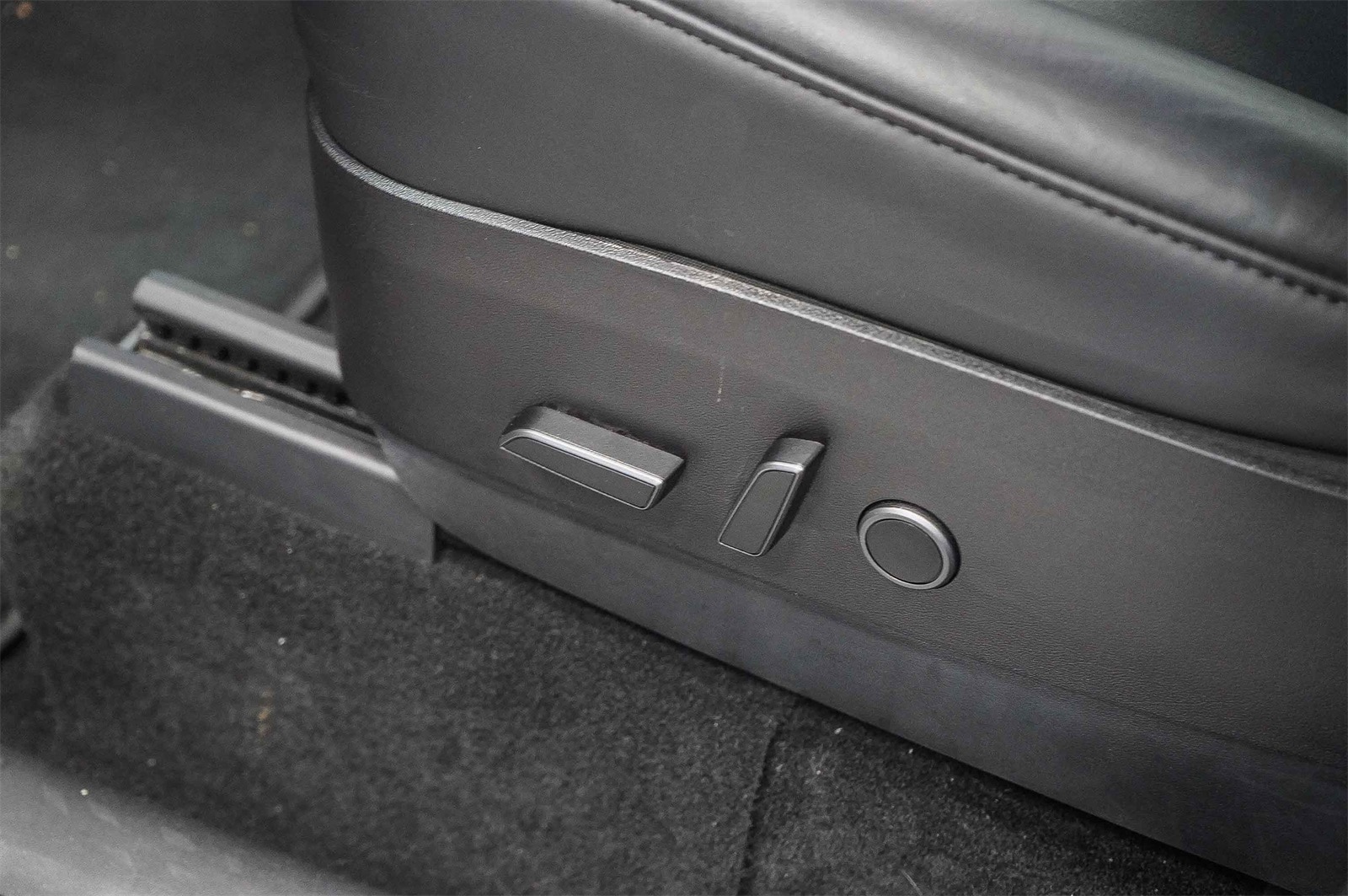 Thumbnail: 2022 Tesla Model Y - 22