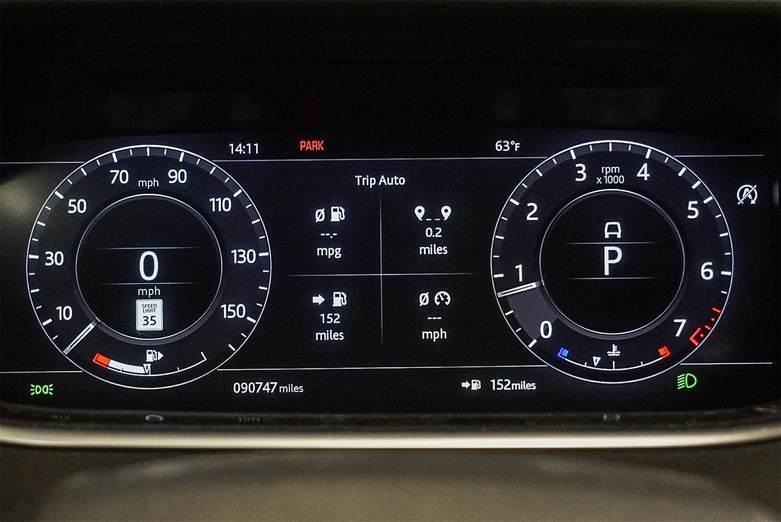 Thumbnail: 2020 Land Rover Range Rover Evoque - 26