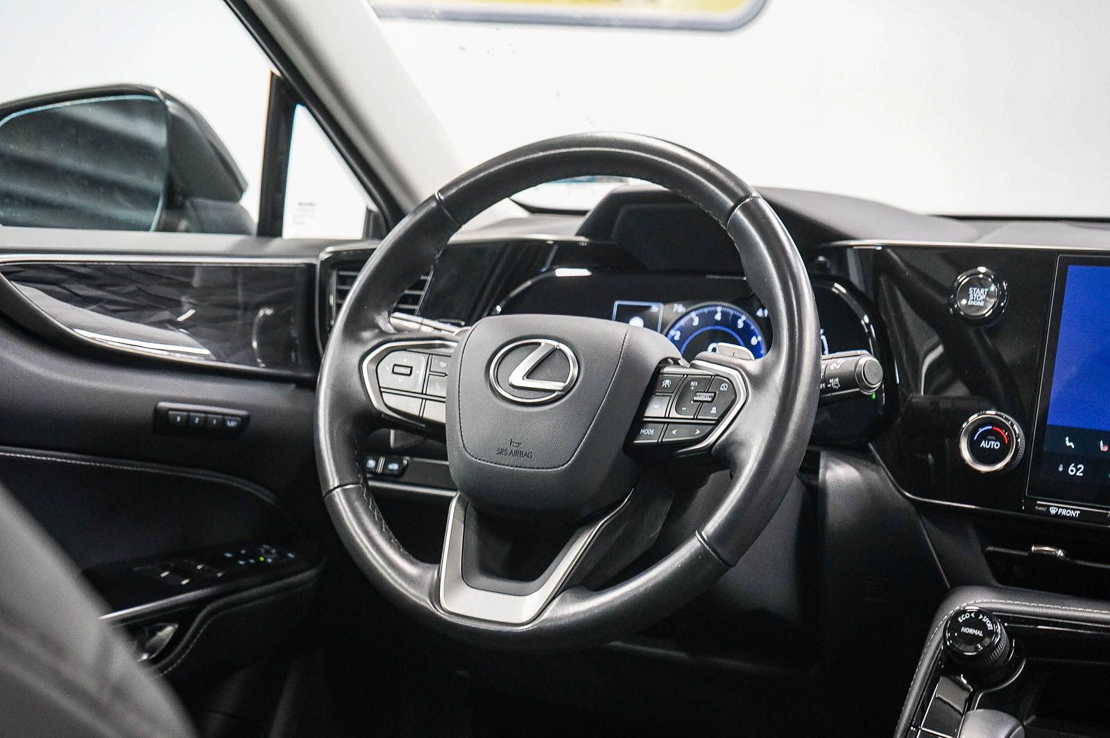 Thumbnail: 2025 Lexus NX - 15