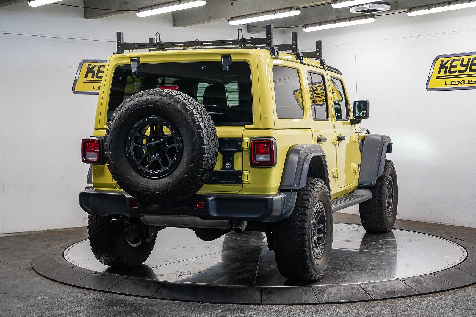 Thumbnail: 2022 Jeep Wrangler - 4