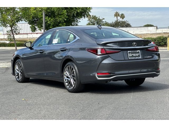 Thumbnail: 2025 Lexus ES - 3