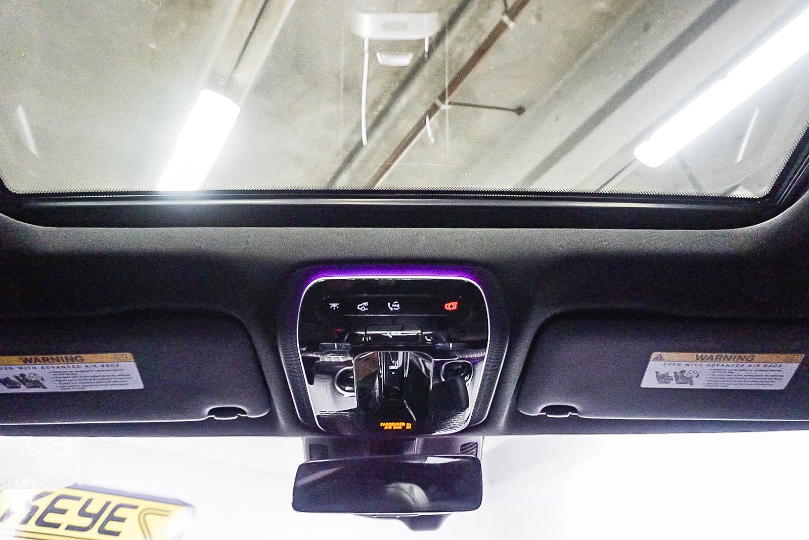 Thumbnail: 2023 Mercedes-Benz C-Class - 12