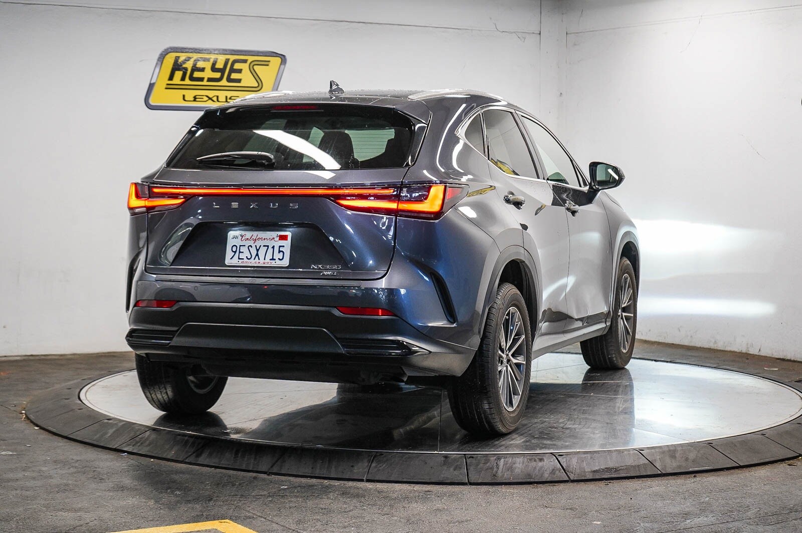 2023 Lexus NX 350 Premium photo 4