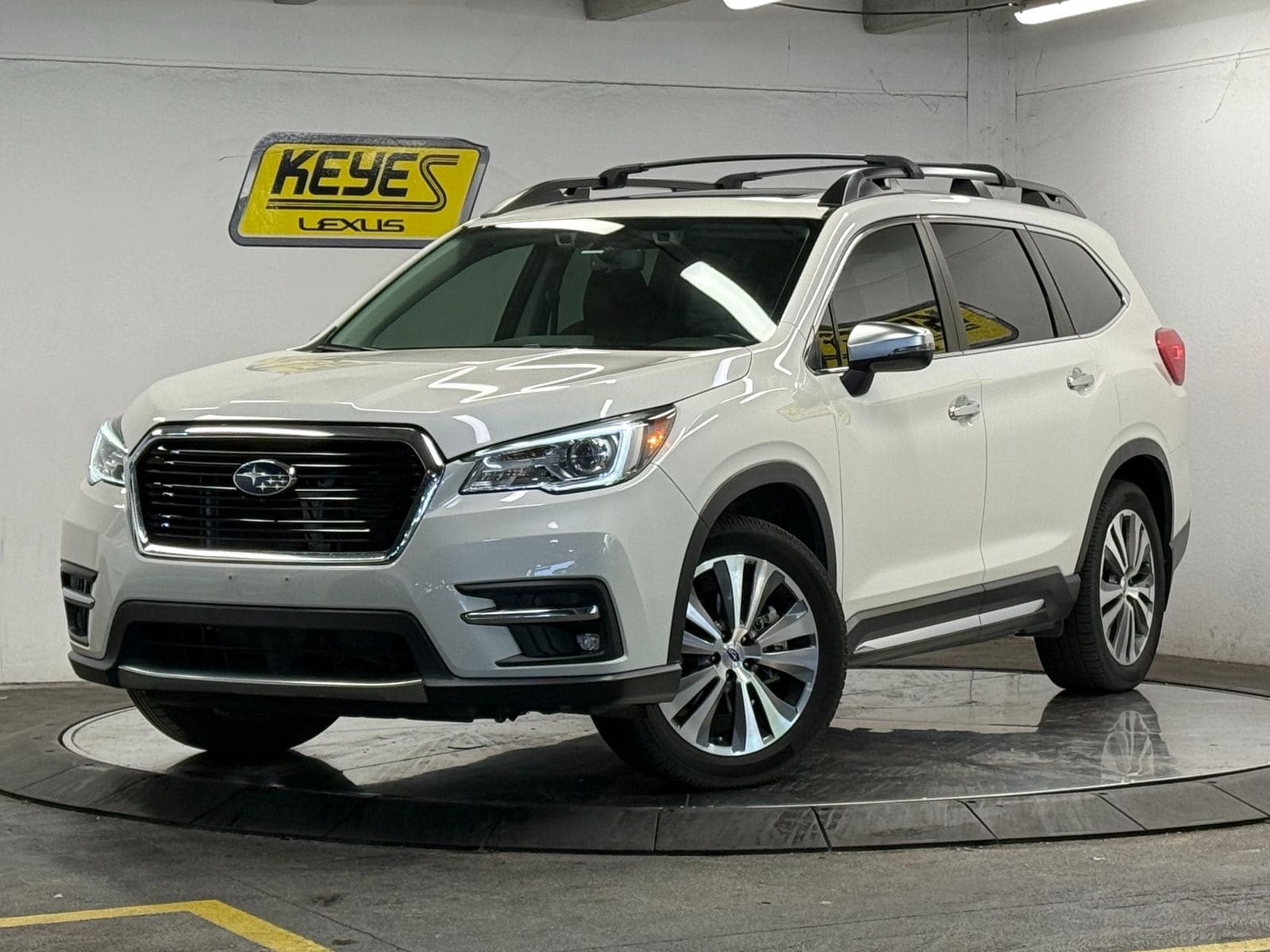 2021 Subaru Ascent Touring's photo