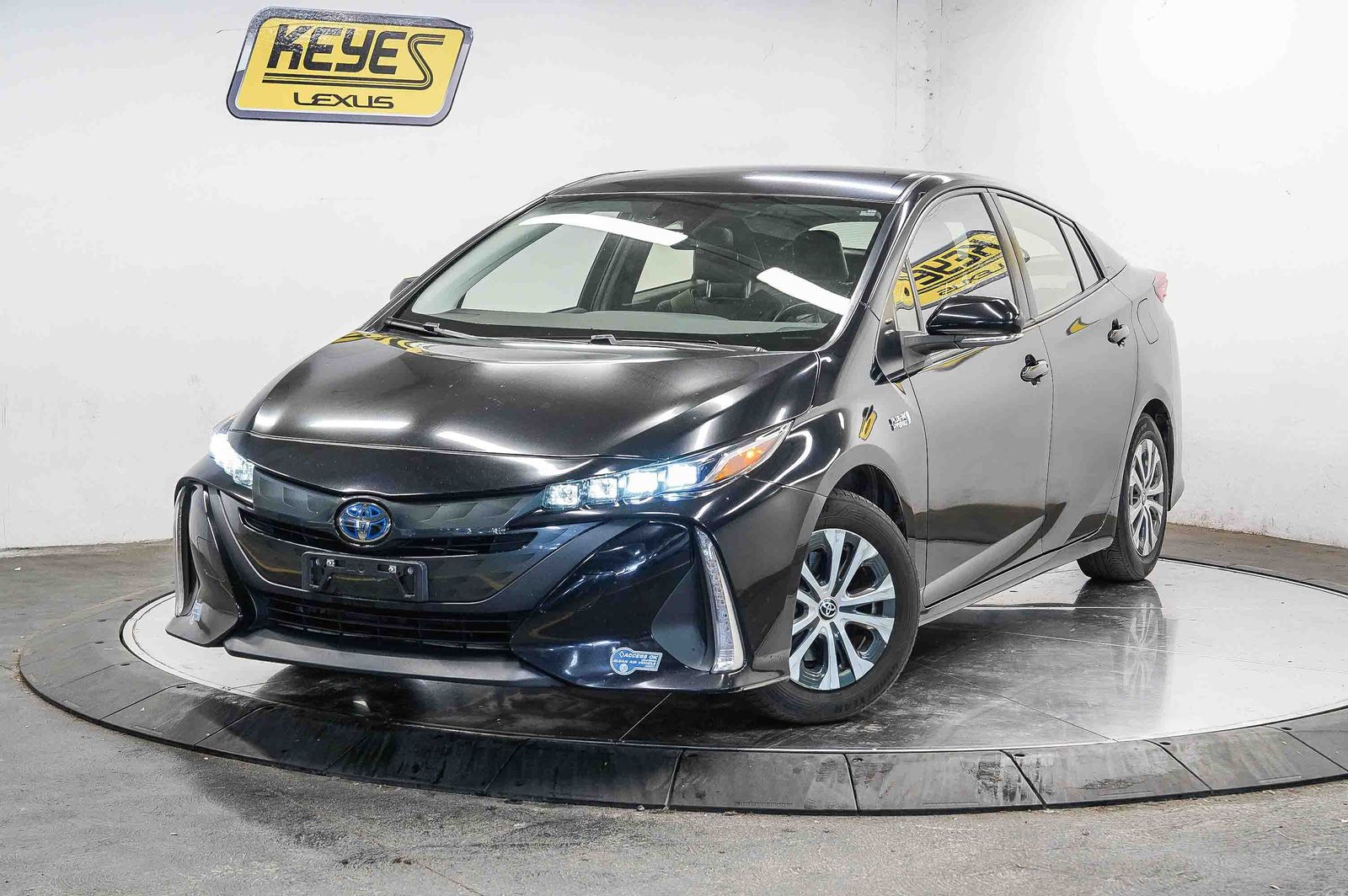 2021 Toyota Prius Prime XLE -
                  Van Nuys, CA