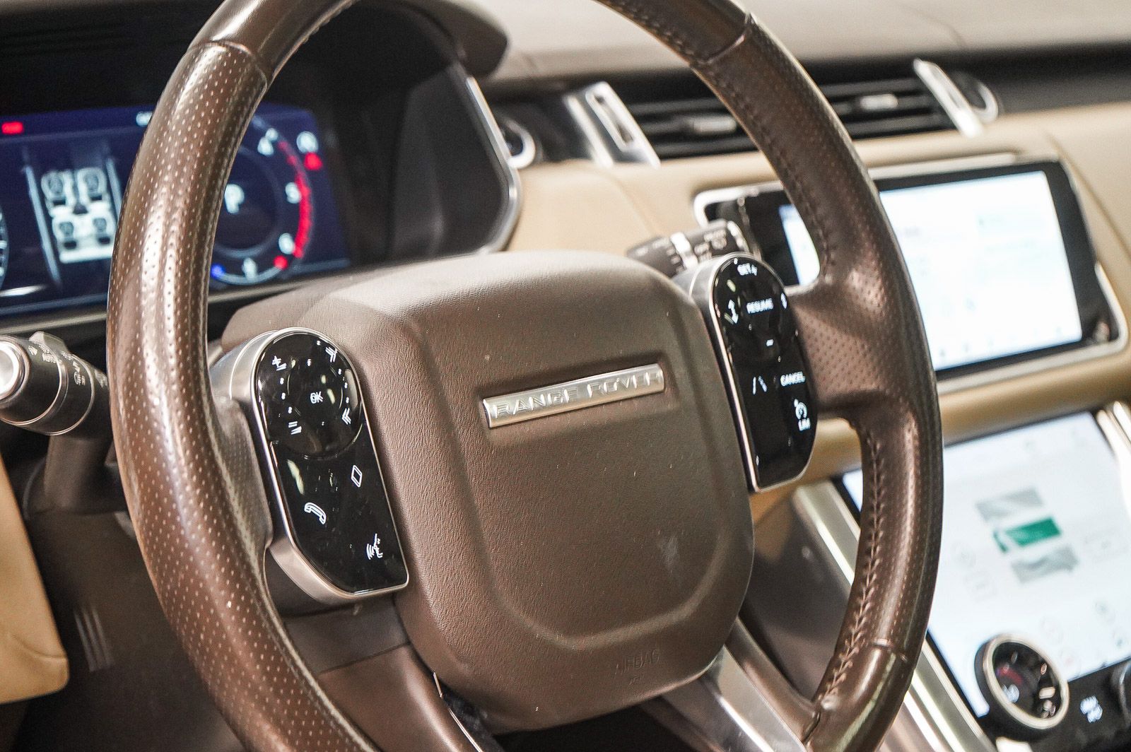 Thumbnail: 2018 Land Rover Range Rover Sport - 21