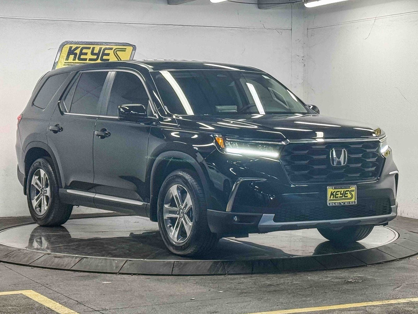 Thumbnail: 2025 Honda Pilot - 4