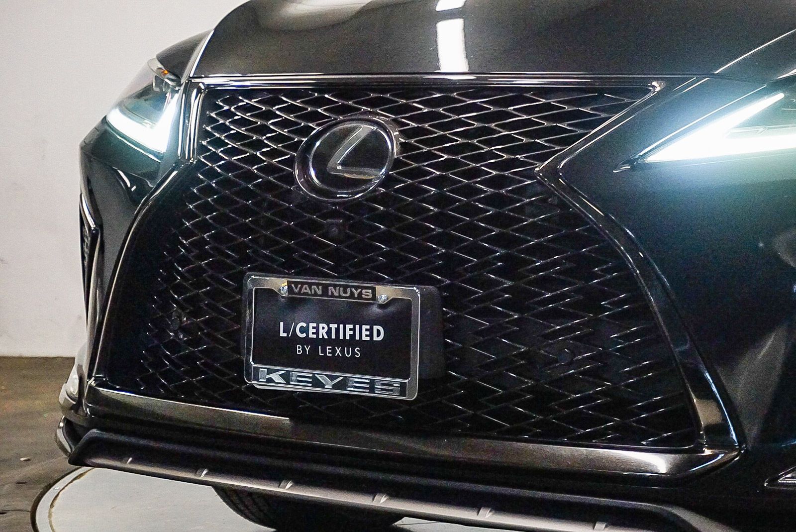 Thumbnail: 2021 Lexus RX - 8