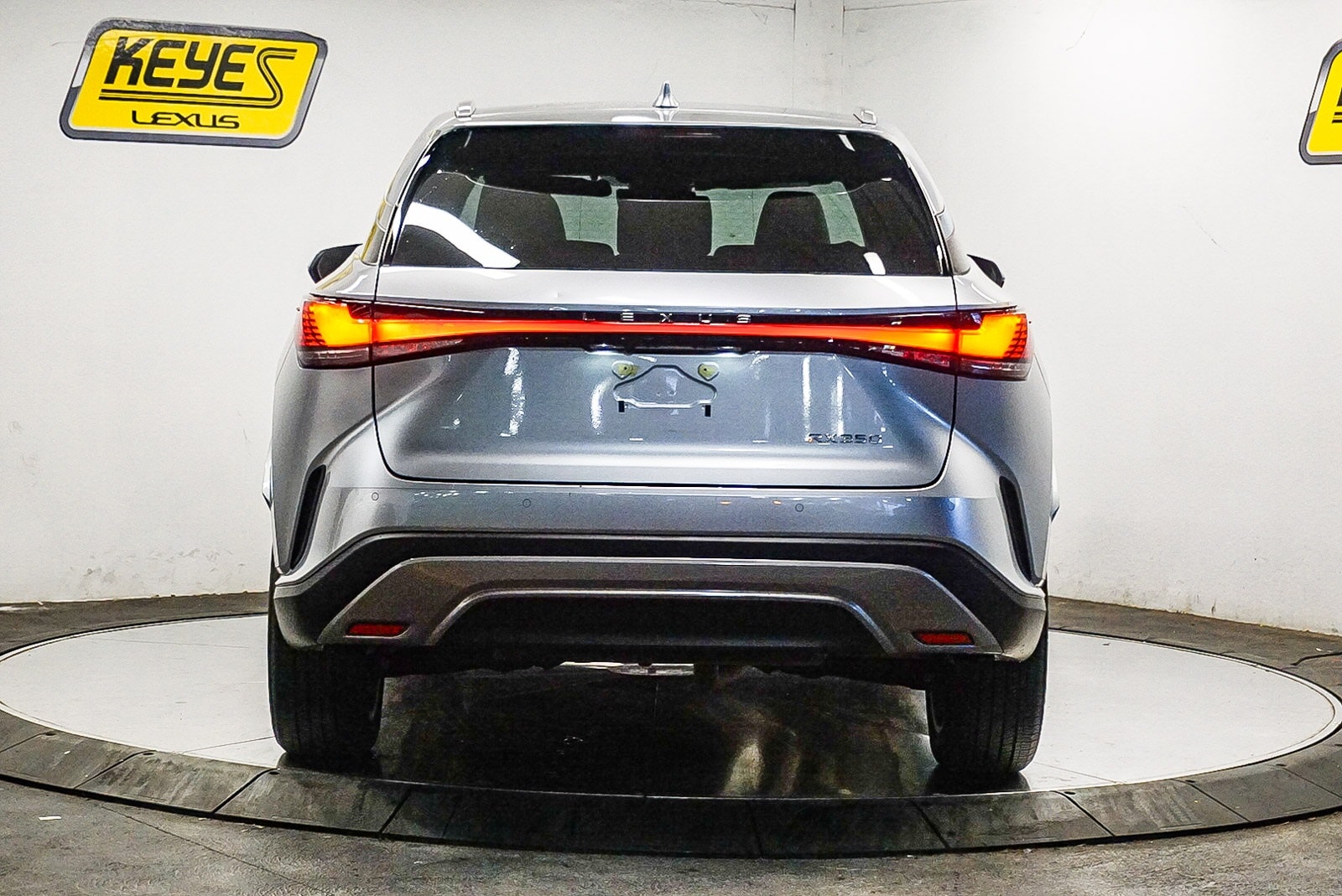 Thumbnail: 2023 Lexus RX - 3