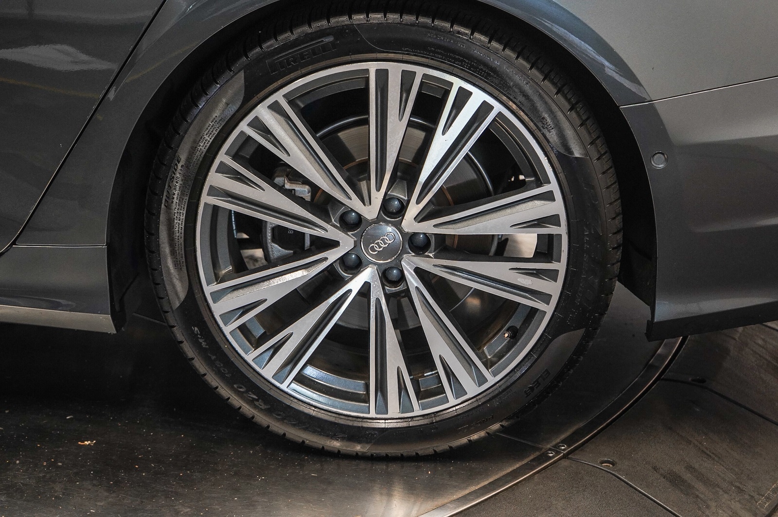 Thumbnail: 2019 Audi A6 - 10