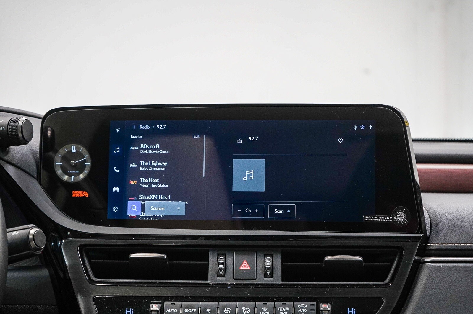 Thumbnail: 2025 Lexus ES - 14