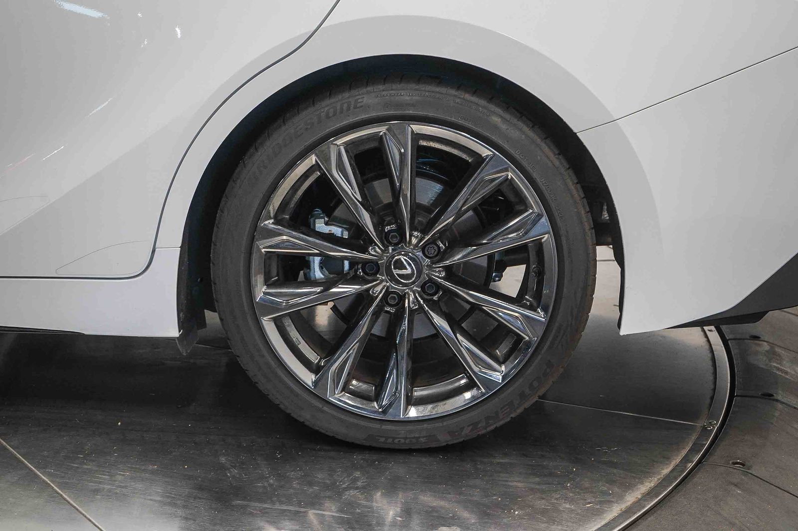 Thumbnail: 2025 Lexus IS - 10