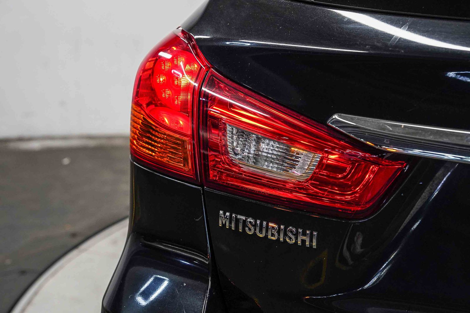 Thumbnail: 2018 Mitsubishi Outlander Sport - 11