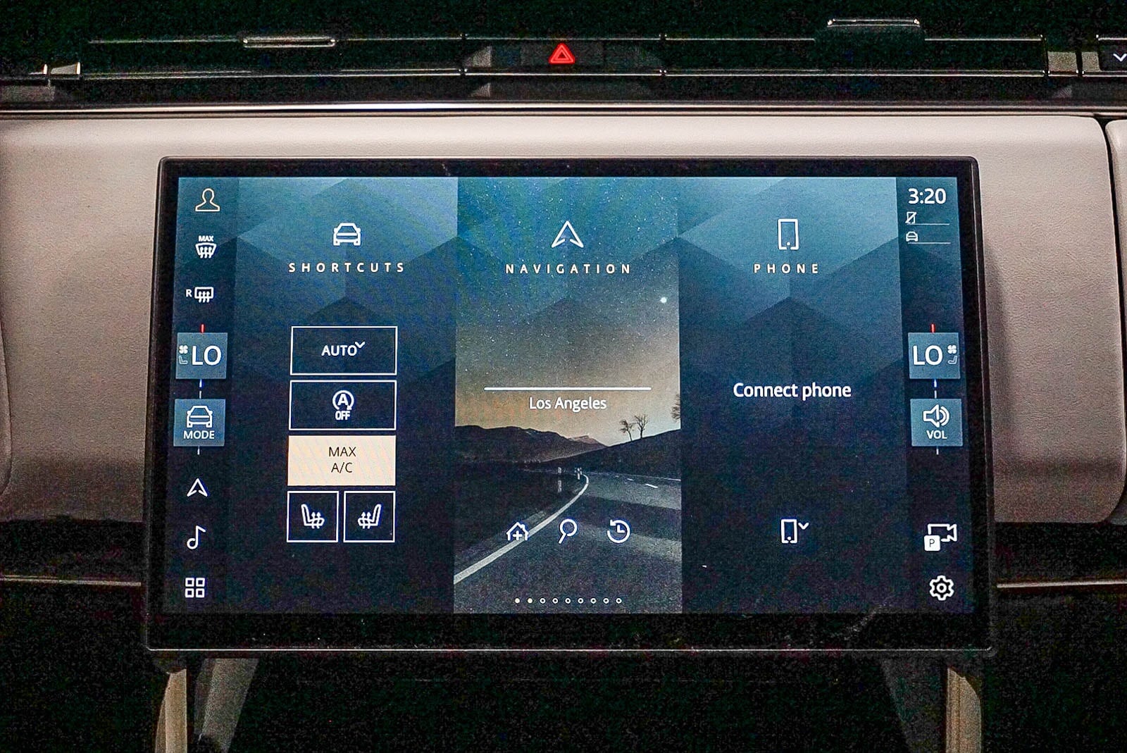 Thumbnail: 2025 Land Rover Range Rover Sport - 14