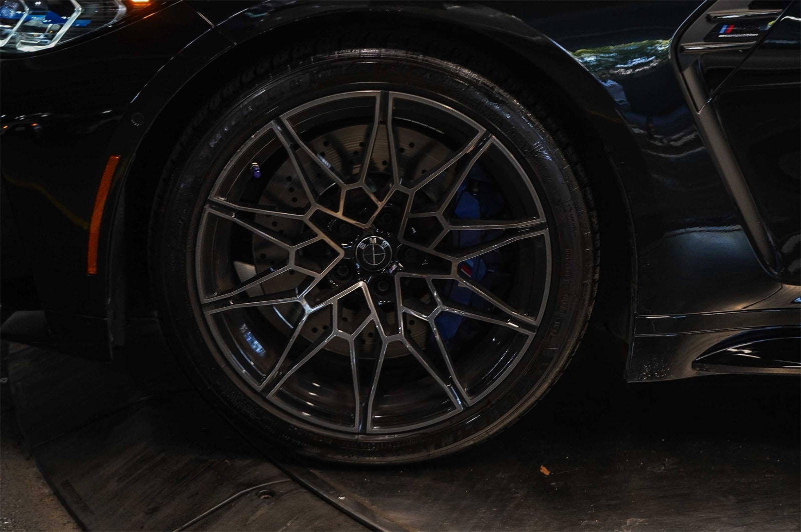 Thumbnail: 2021 BMW M3 - 9