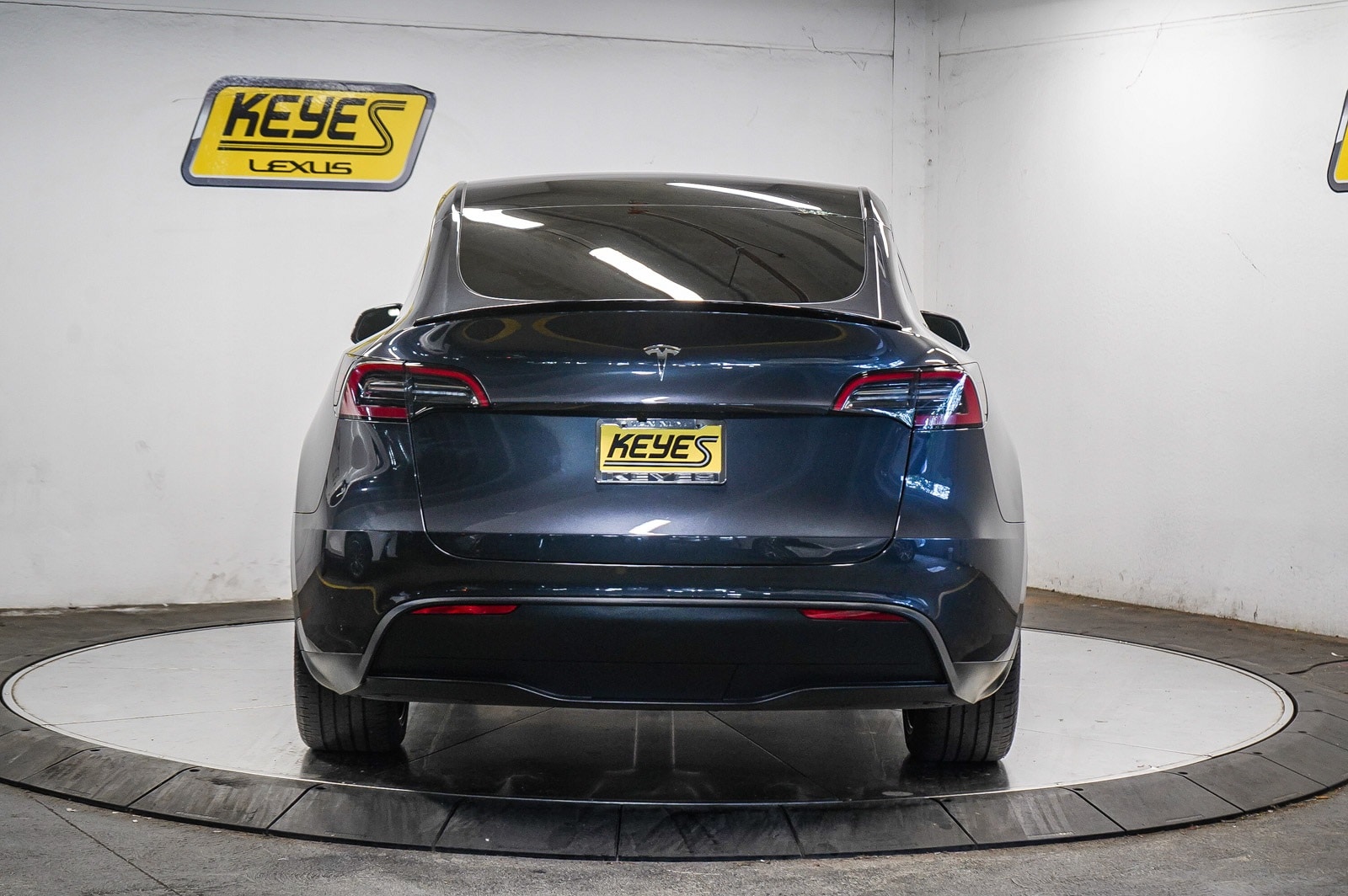 Thumbnail: 2025 Tesla Model Y - 2