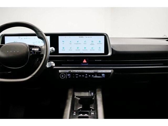 Thumbnail: 2023 Hyundai Ioniq 6 - 12