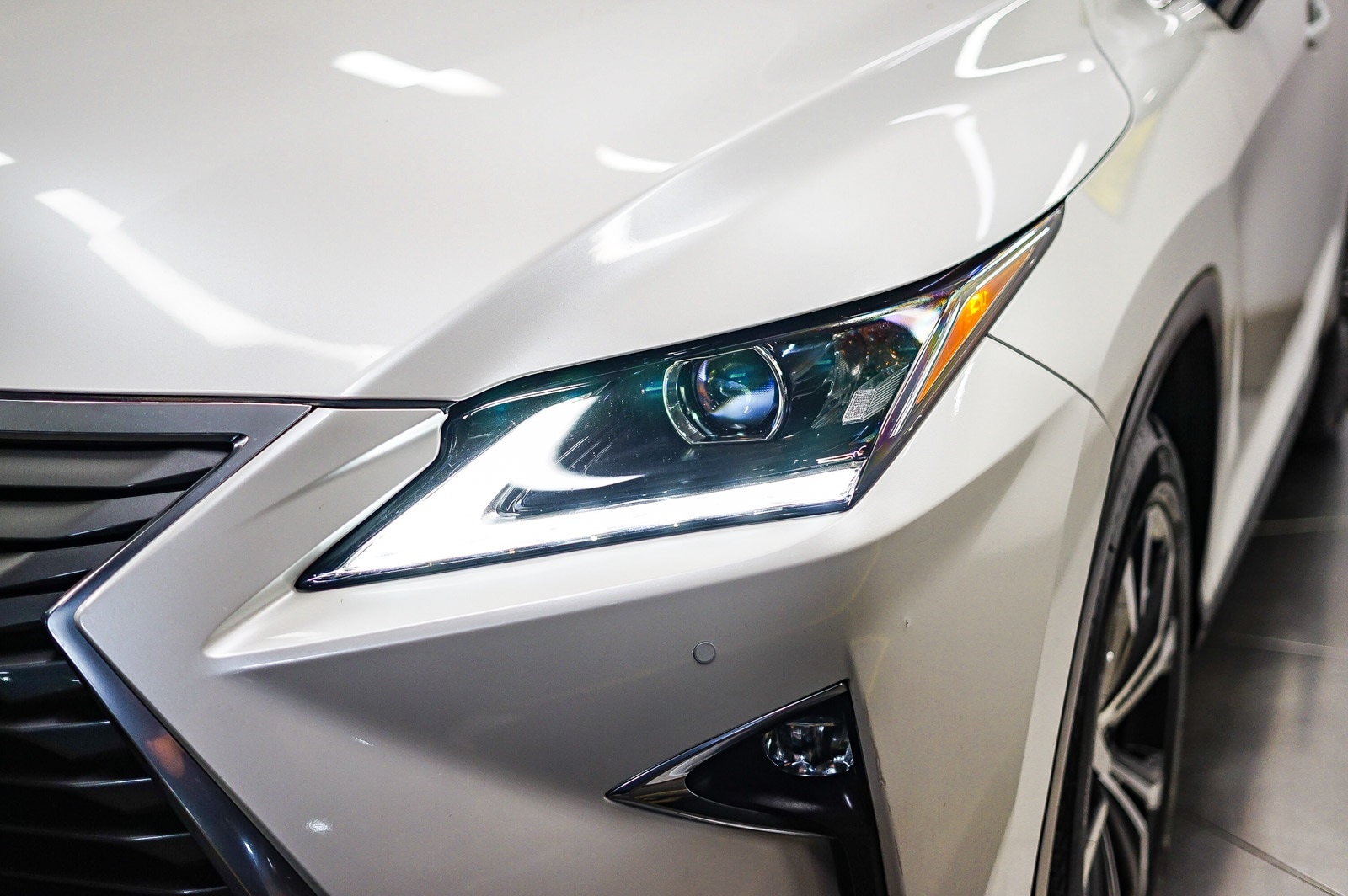 Thumbnail: 2017 Lexus RX - 7