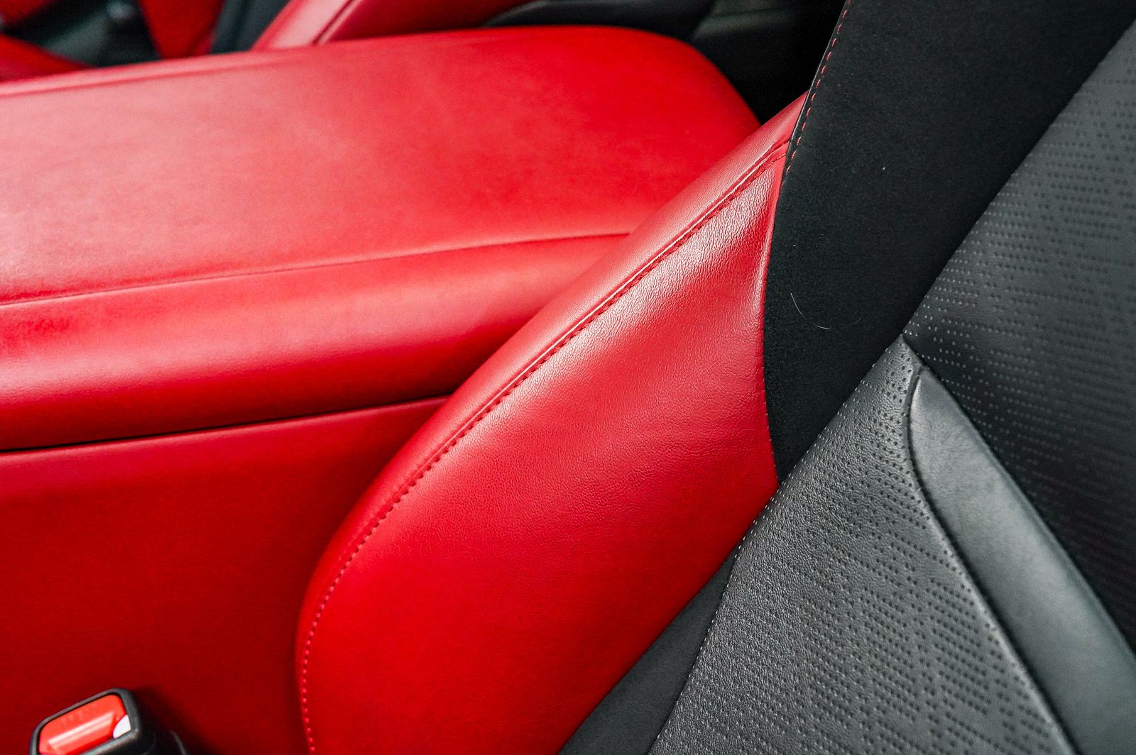 Thumbnail: 2022 Lexus LS - 19