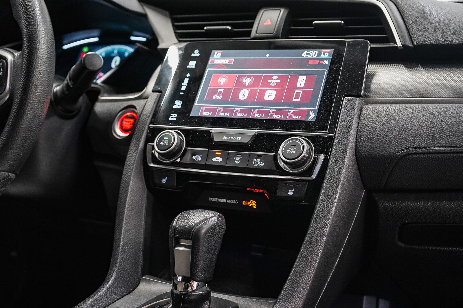 Thumbnail: 2017 Honda Civic - 13