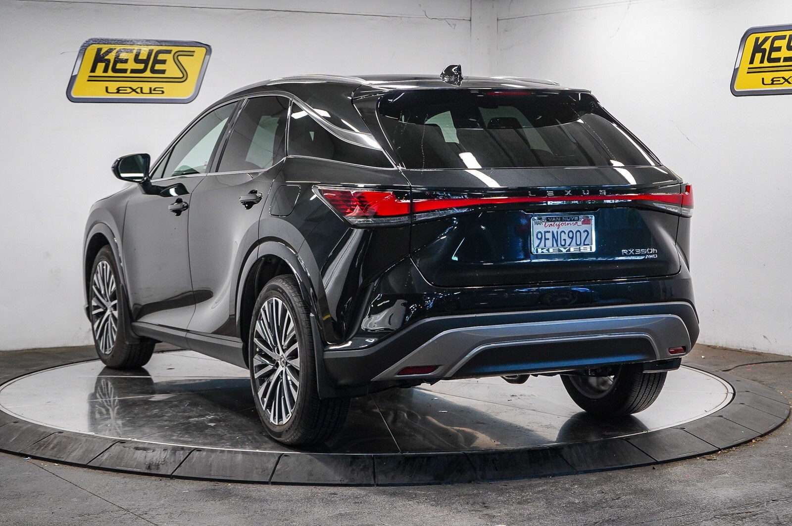 2023 Lexus RX 350h Premium photo 2